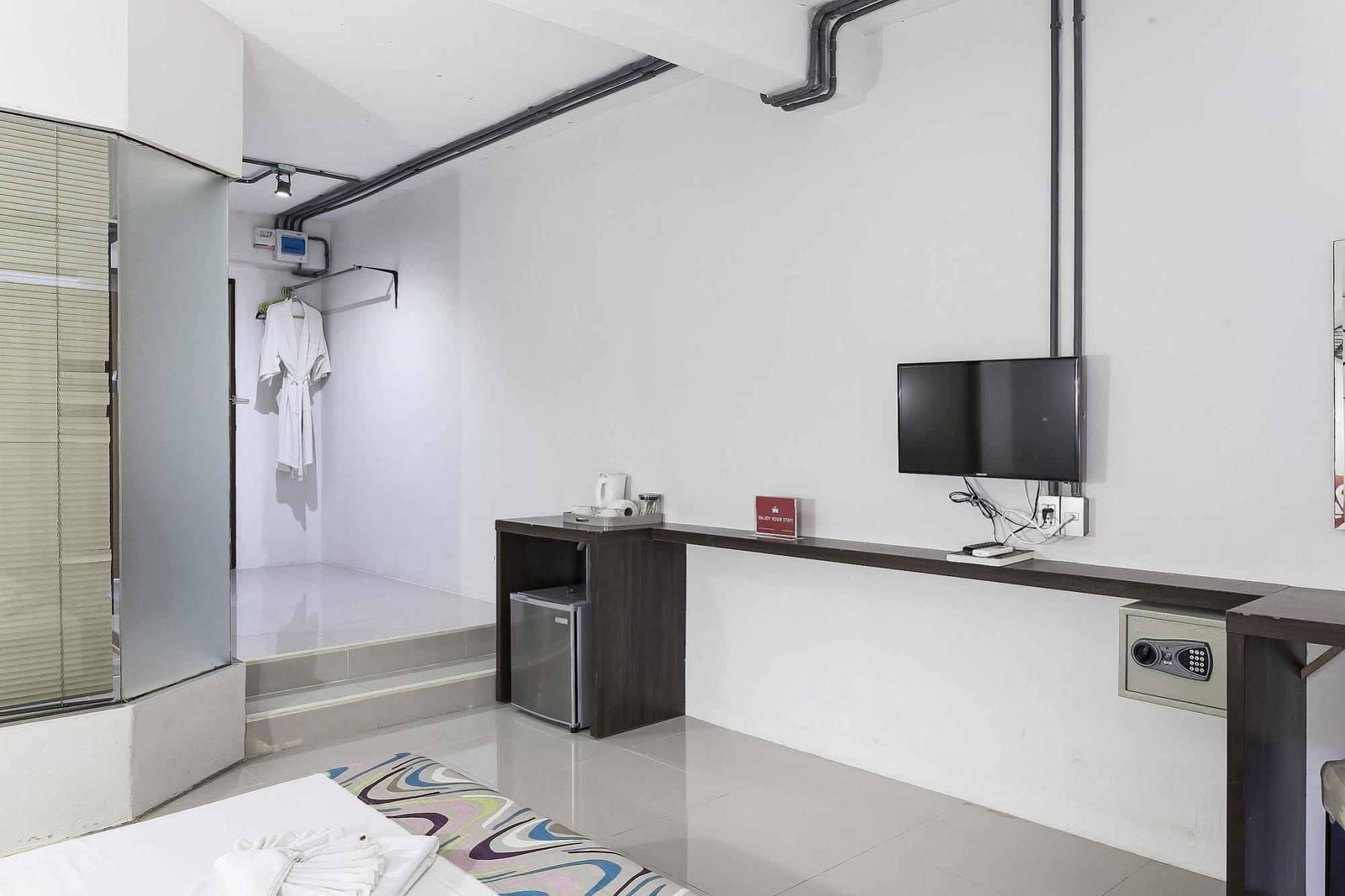 Zen Rooms Basic Nanai Phuket Patong Luaran gambar