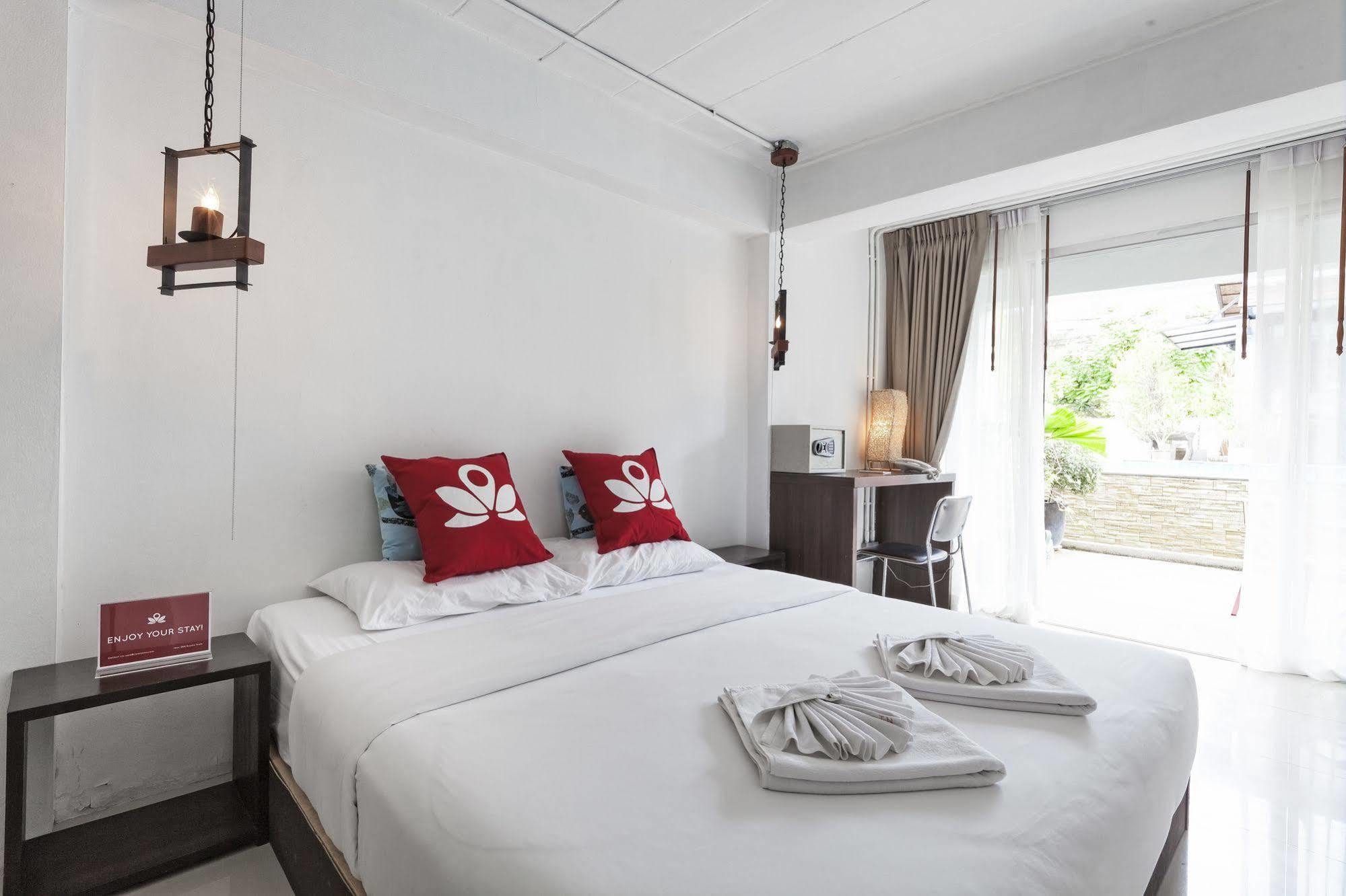 Zen Rooms Basic Nanai Phuket Patong Luaran gambar